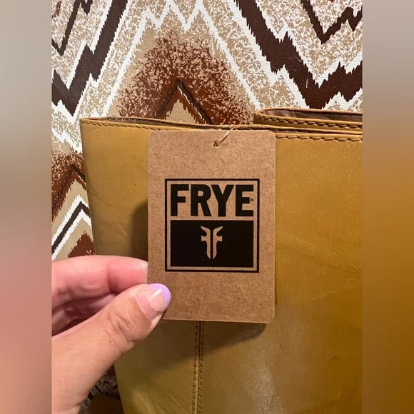 BRAND NEW Frye Camryn Genuine Leather Tall Pull On Campus Boots in Banana Size 8 - Picture 3 of 11